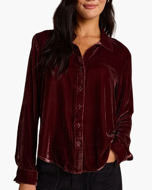 LONG SLEEVE CLEAN SHIRT IN WINTER ROUGE-- Graphic T-Shirt Round Neck Polyester