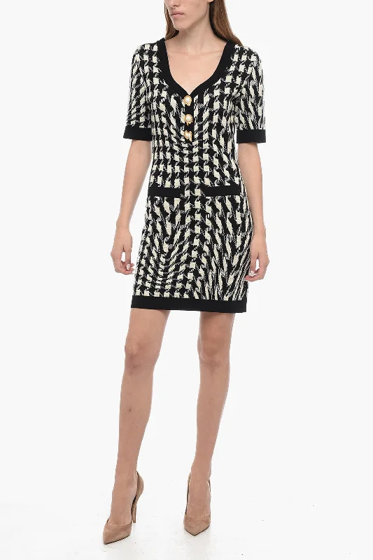 Moschino COUTURE Stretchy Pied De Poule Dress with Jewels Buttoms 44 Italian size Tunics Luxurious premium