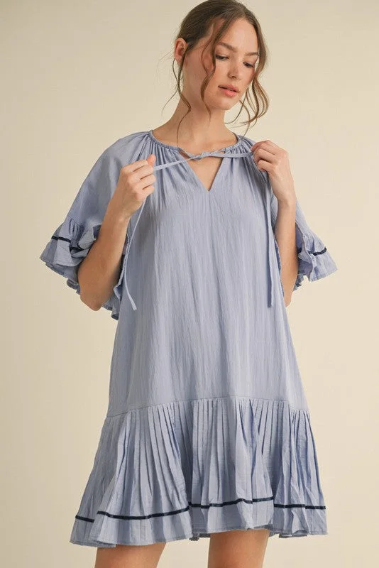 Light Blue Solid Short Sleeve Pocketed Dress Tunics Practical durable