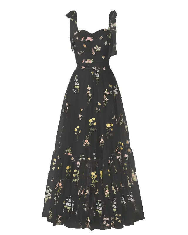 Elegant Embroidery Black Prom Dresses Sweetheart Spaghetti Straps A Line Party Dress Long Simple Formal Dress Boatneck Modish Everyday
