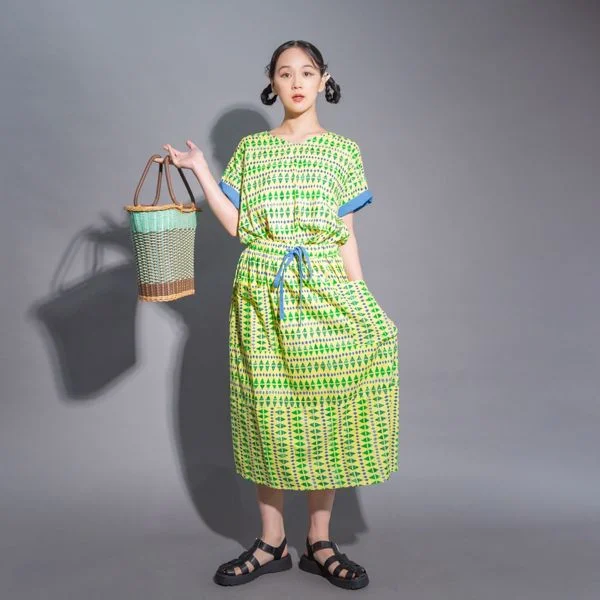Skirt Triangle Dot silk skirt sleek