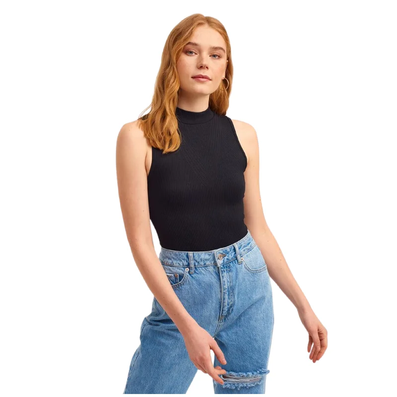 OXXO - High Neck Seamless Tank Top low neck tank