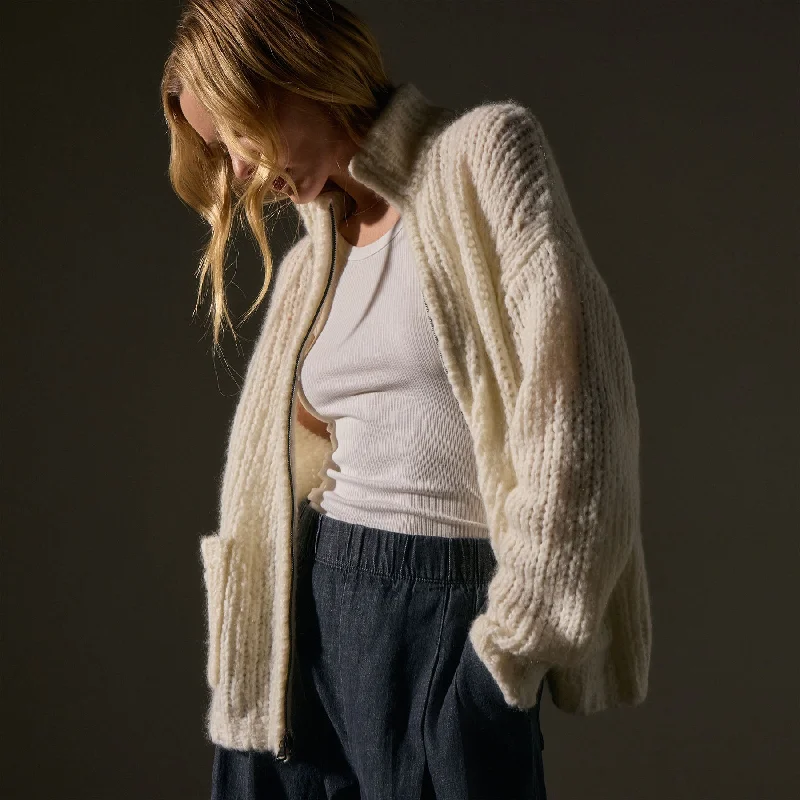 Cloud Knit Cardigan - Snow Stylish Fashionable Trendy