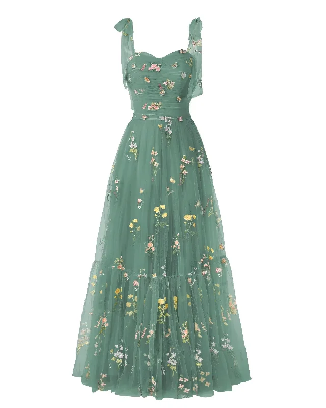 Elegant Embroidery Peacock Prom Dresses Sweetheart Spaghetti Straps A Line Party Dress Long Simple Formal Dress Turtleneck Warm Winter