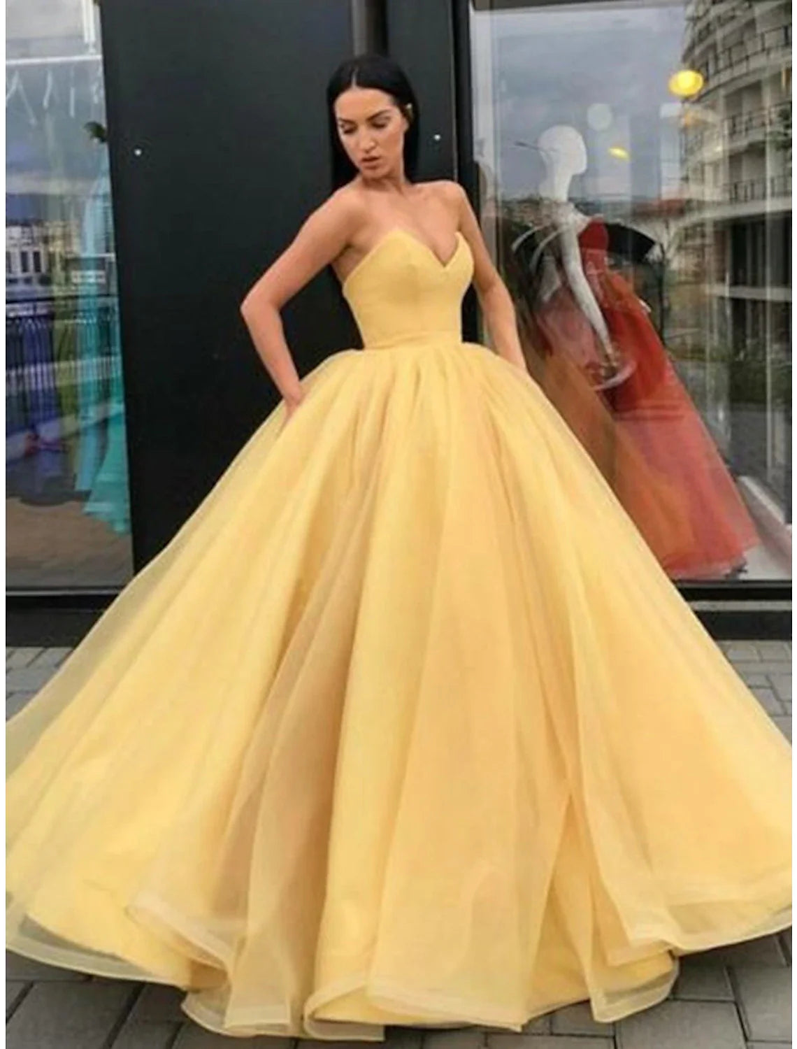 Ball Gown Party Dress Beautiful Back Elegant Quinceanera Formal Evening Dress Strapless Sleeveless Floor Length Tulle with Sleek Pleats Tier Tunics Evening elegant
