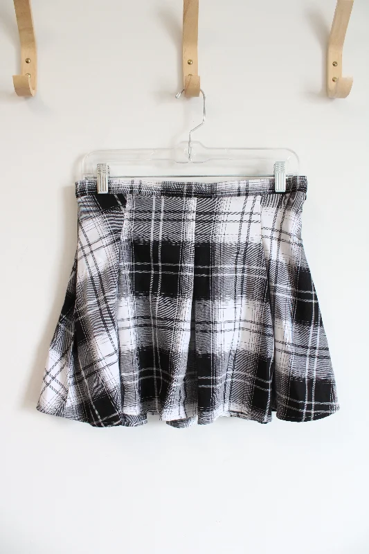 SO Black & White Plaid Flare Mini Skirt | 7 silk skirt elegant