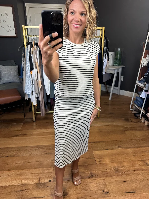Heard Right Cap Sleeve Top + Side Slit Skirt Set - Ivory/Black low waist skirt